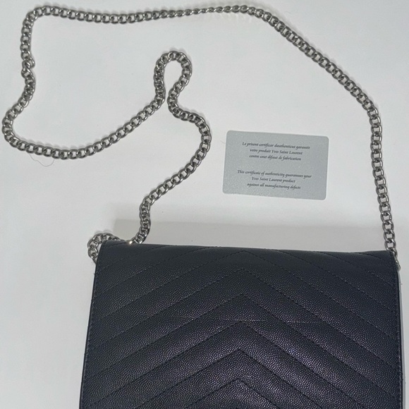 Yves Saint Laurent Black Quilted Leather Chain Bag - Picture 5 of 6